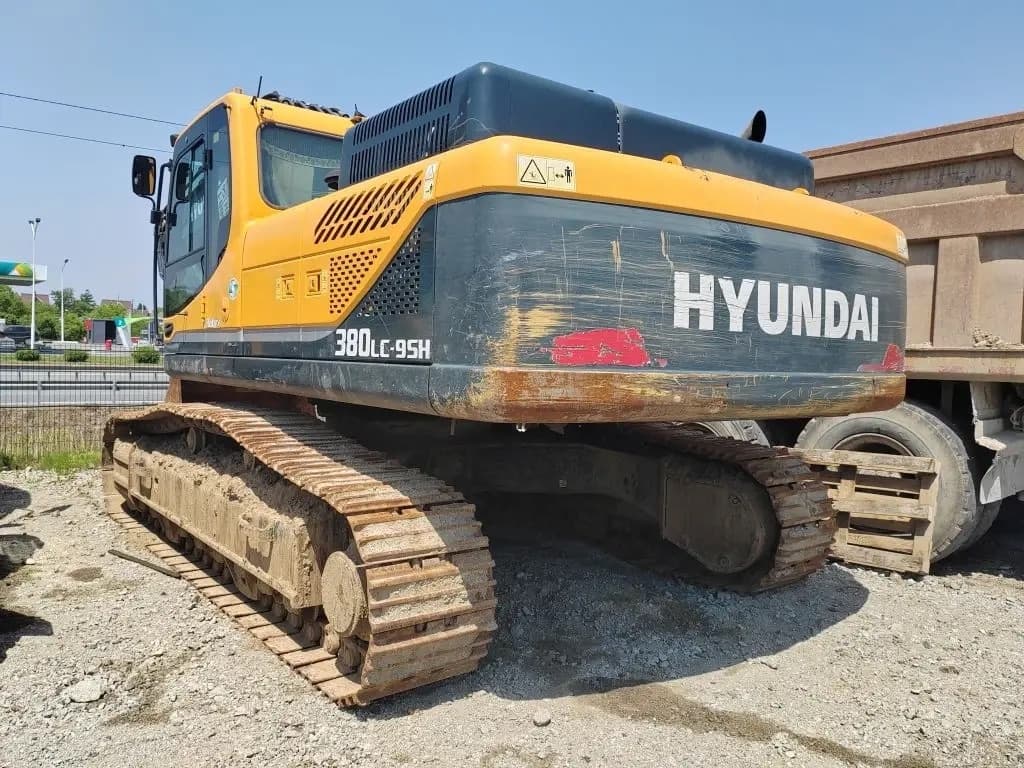 Hyundai R380 Экскаватор - 4