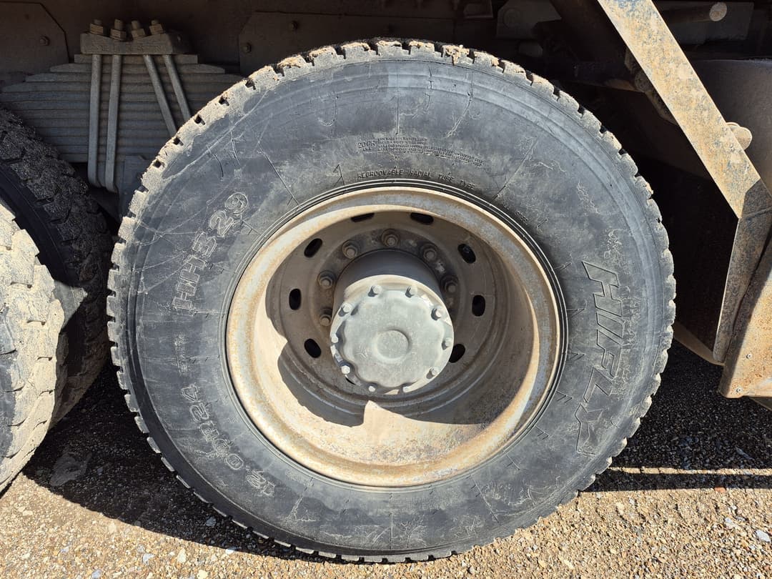 Sitrak C7H 6x4 Самосвал - 10