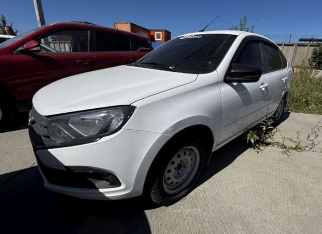 Lada Granta лифтбек - 1
