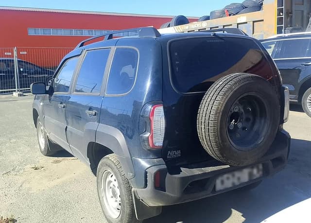 Lada Niva Travel - 4