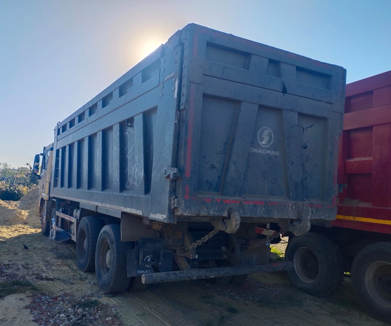 Shacman (Shaanxi) SX* 8x4 Самосвал - 3
