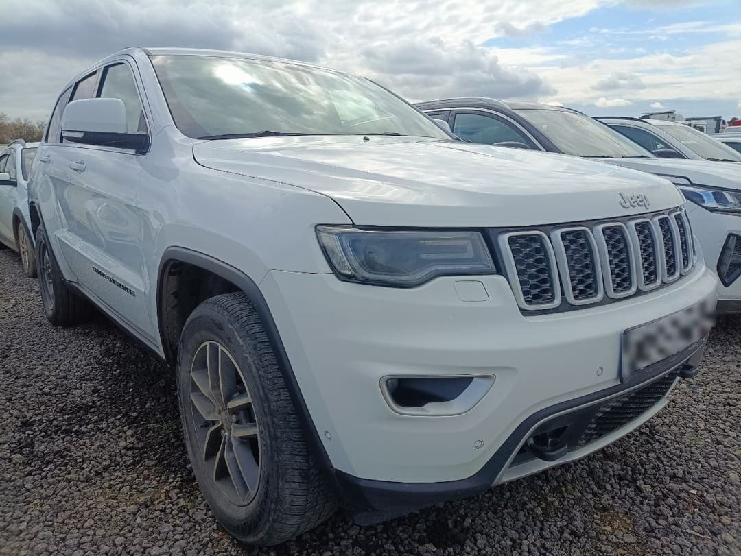 Jeep Grand Cherokee - 2
