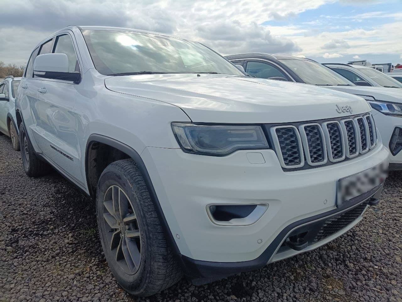 Jeep Grand Cherokee - 2