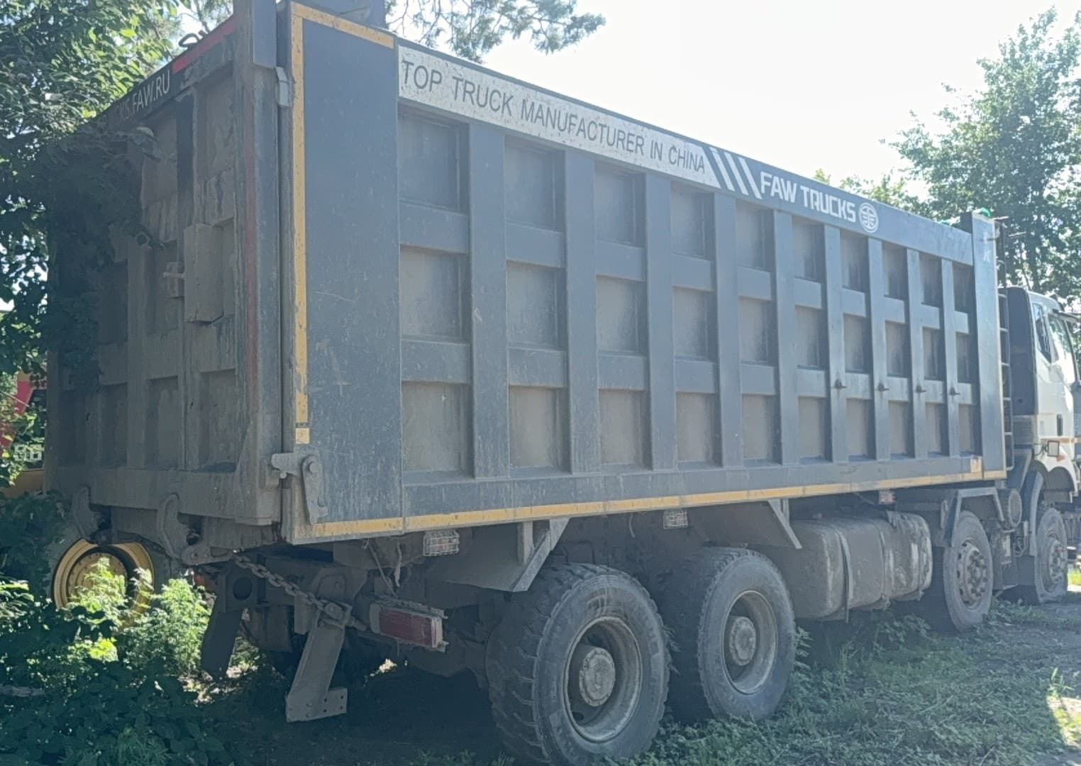 FAW J6 8x4 Самосвал - 3