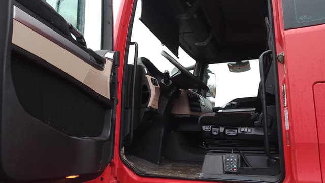 MAN TGX 6x2-2 Седельный тягач - 7