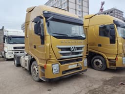 Hongyan CQ* 4x2 Седельный тягач - 2