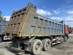 Howo ZZ* 8x4 Самосвал - 3