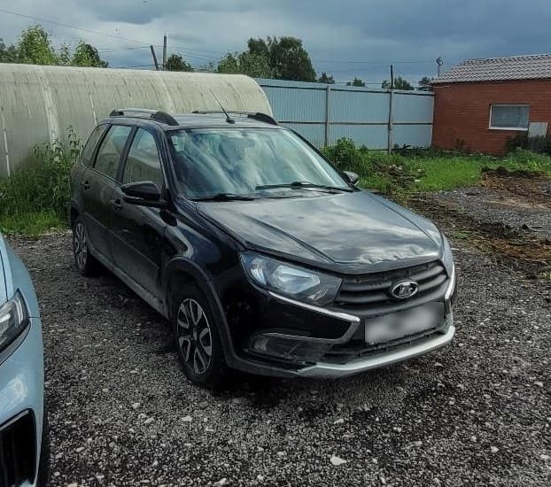 Lada Granta Cross - 2