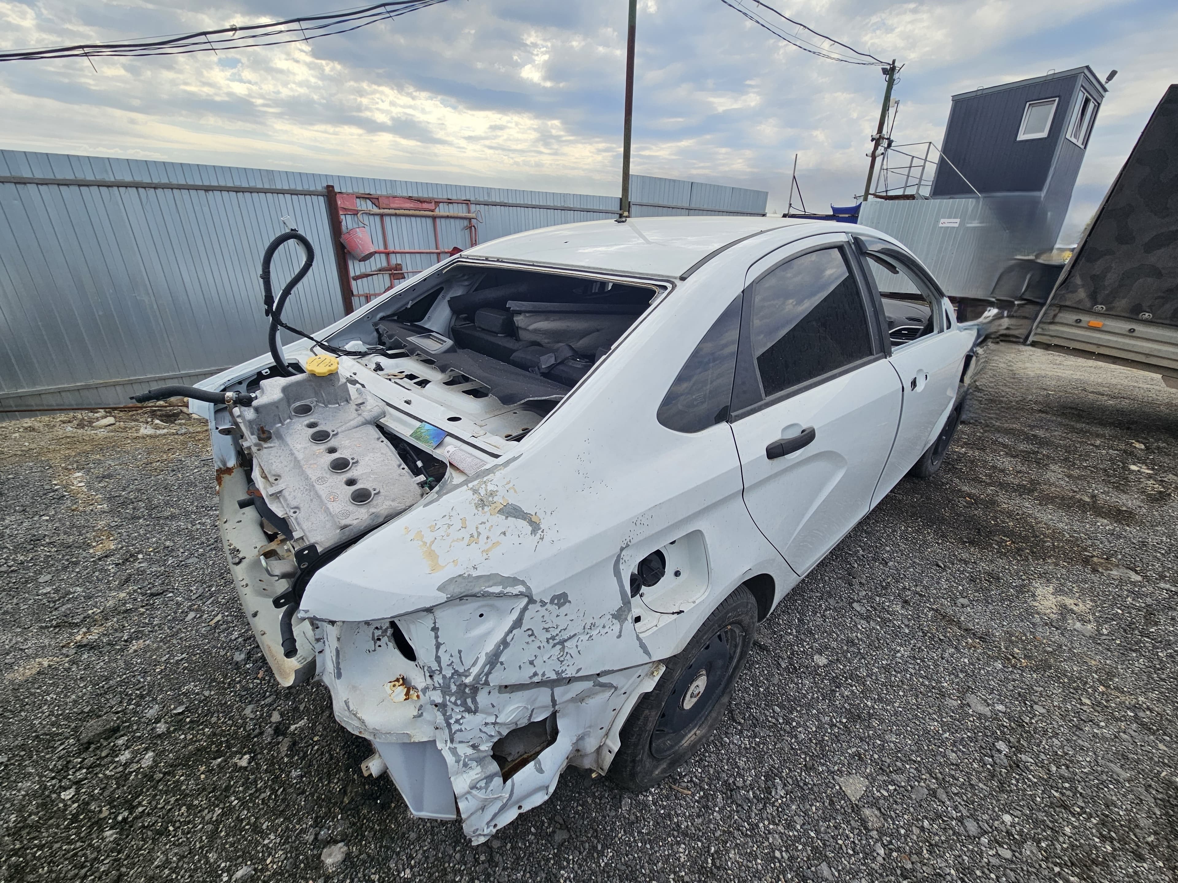 Lada Vesta седан - 3