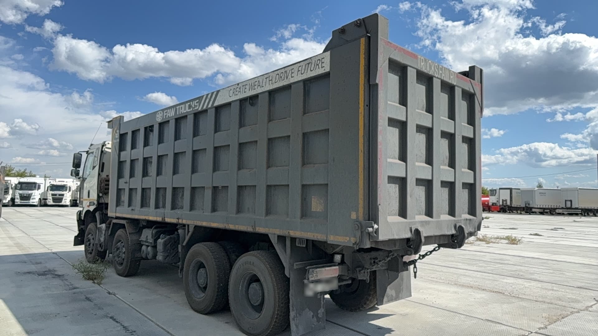 FAW J6 8x4 Самосвал - 4