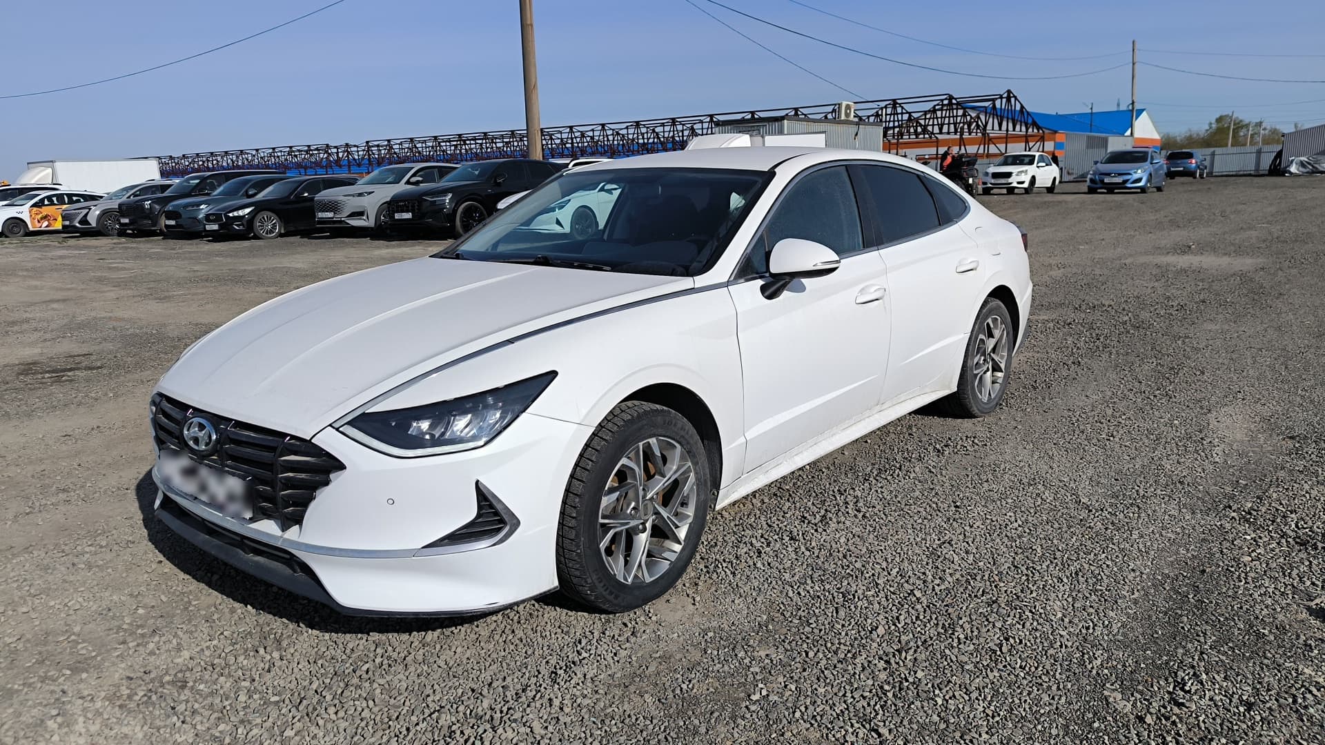 Hyundai Sonata - 1