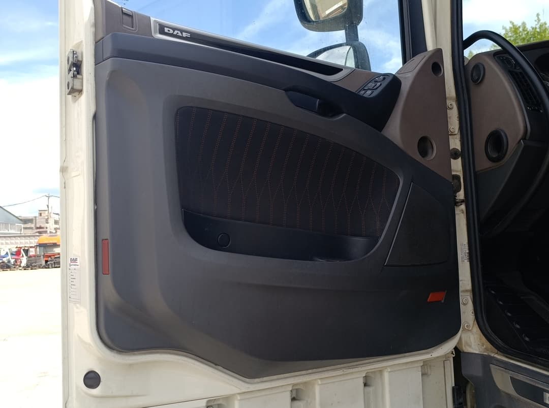 Daf XF 4x2 Седельный тягач - 8