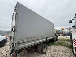 UAZ Profi - 3