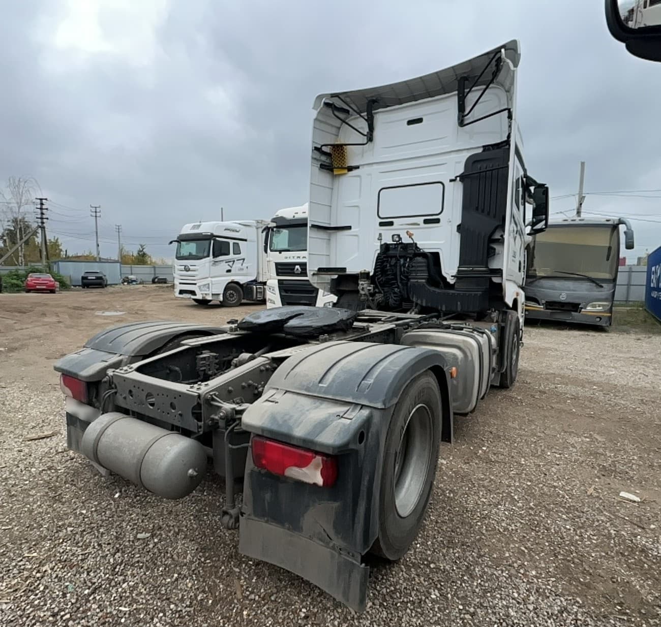 FAW J7 4x2 Седельный тягач - 3