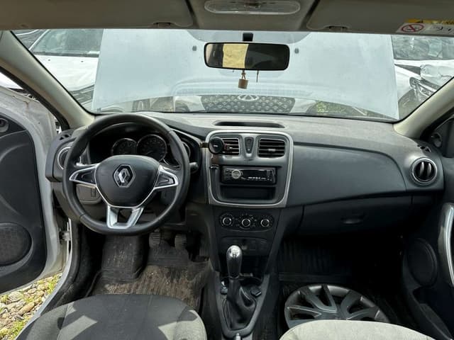Renault Logan II - 5