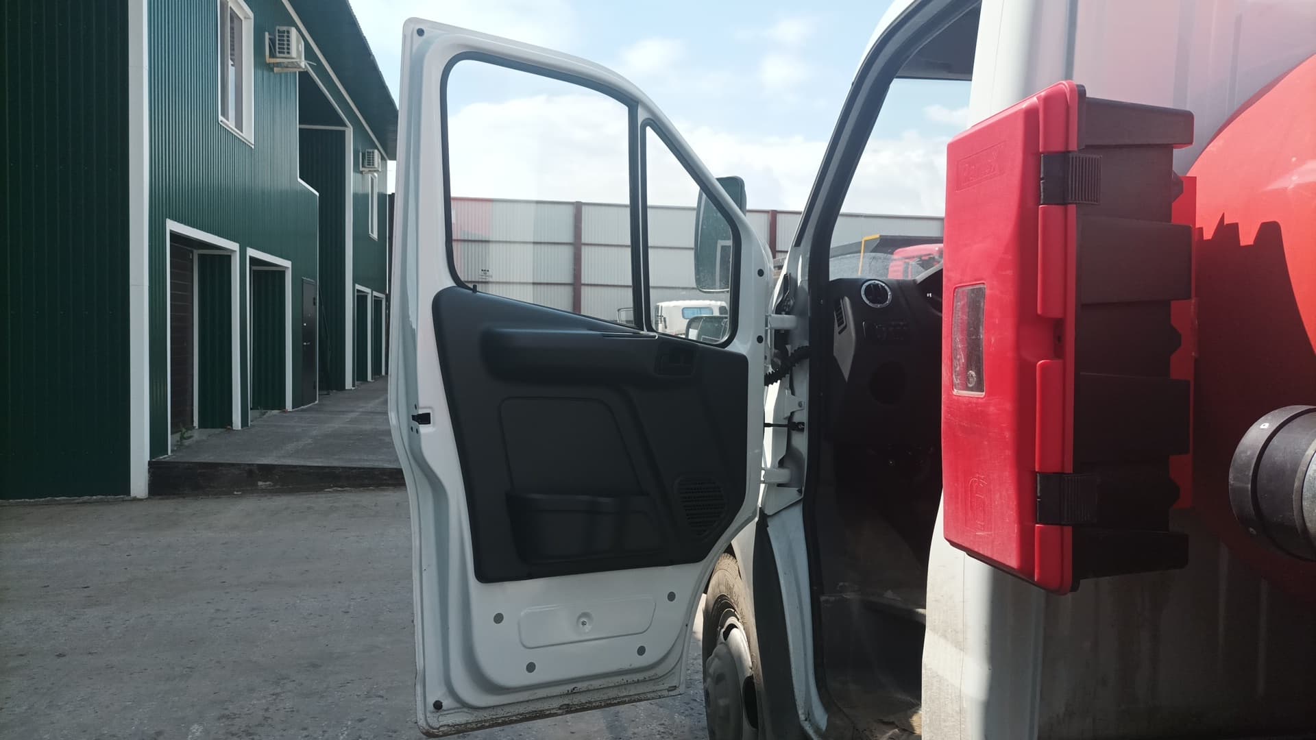 Спектр-Авто 2790* на шасси GAZ GAZON NEXT 4x2 Автотопливозаправщик - 7