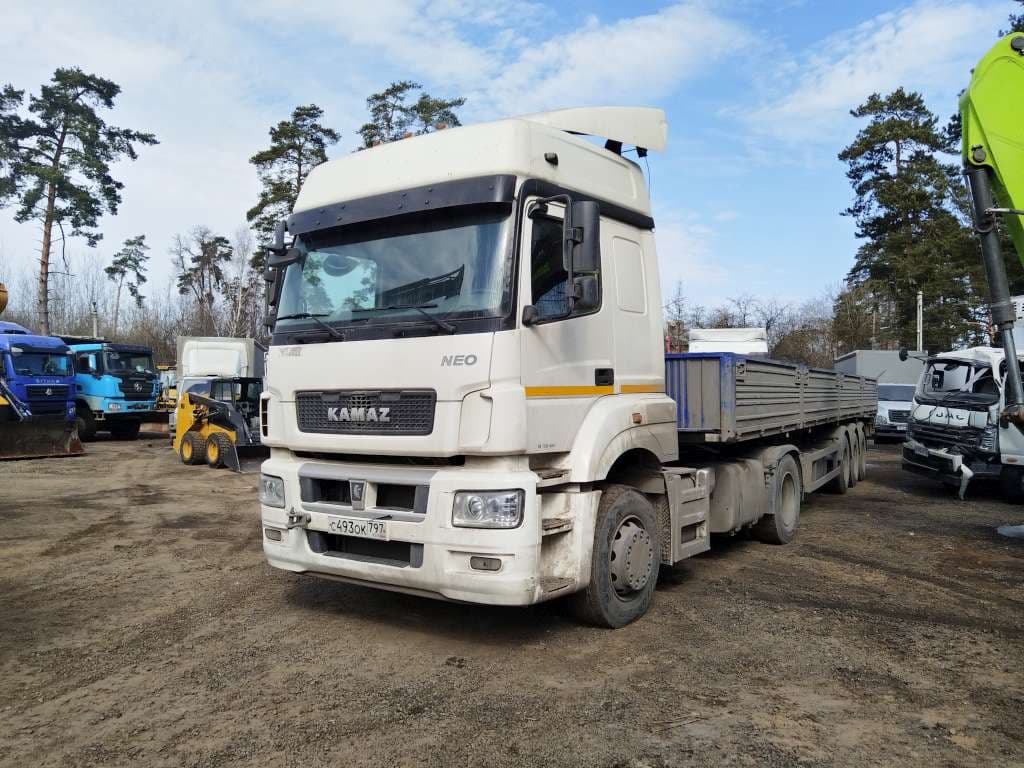Камаз 5490 4x2 Седельный тягач - 1
