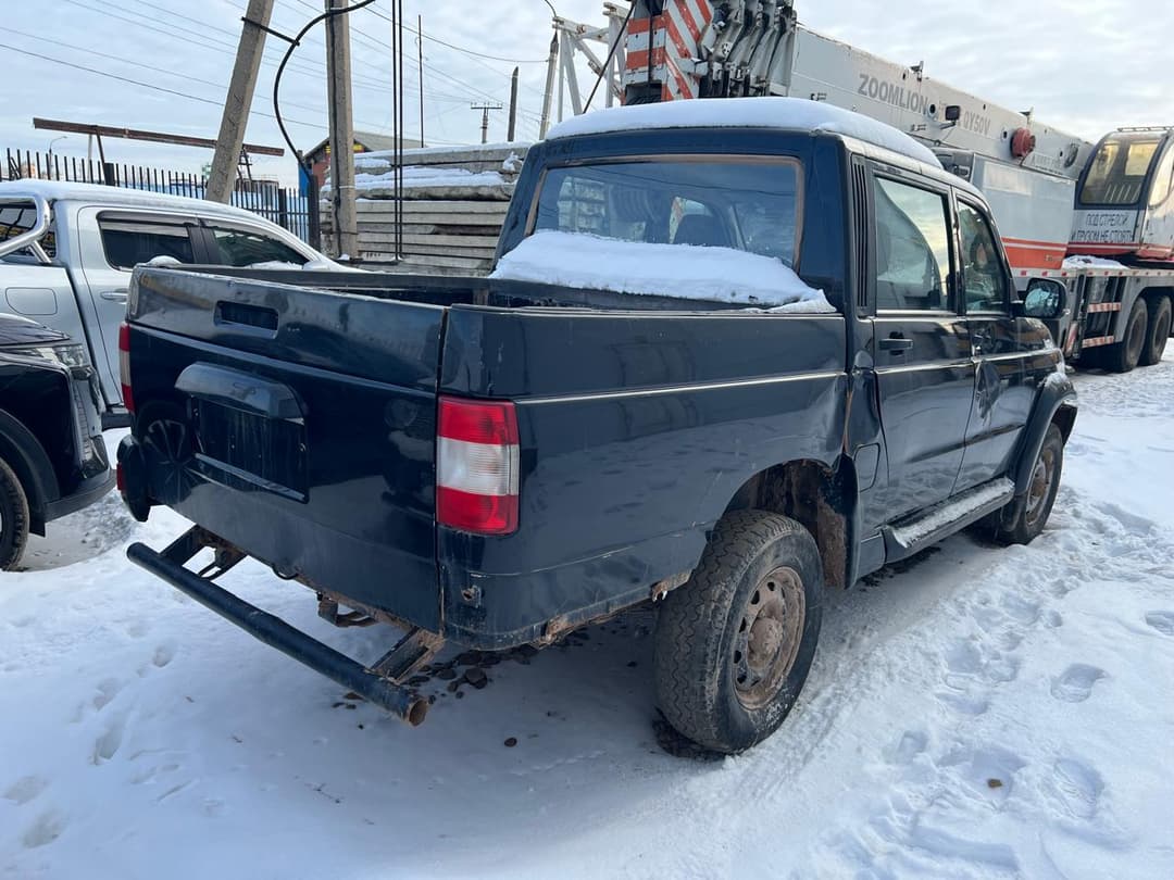 UAZ Pickup - 3