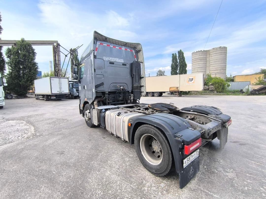 Chenglong LZ4181* 4x2 Седельный тягач - 4