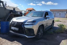 Lexus LX 600 - 1