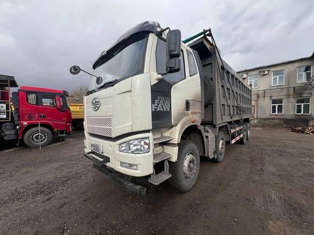 FAW J6 8x4 Самосвал - 1