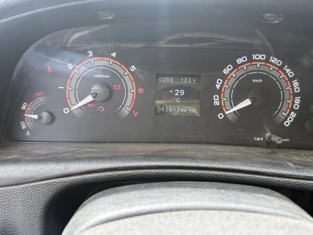 Lada Niva Travel - 6