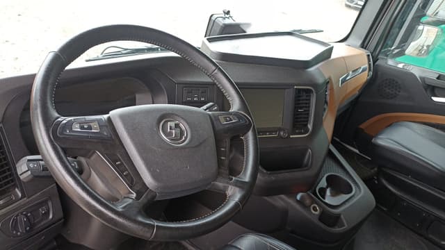 Shacman (Shaanxi) SX* 4x2 Седельный тягач - 5