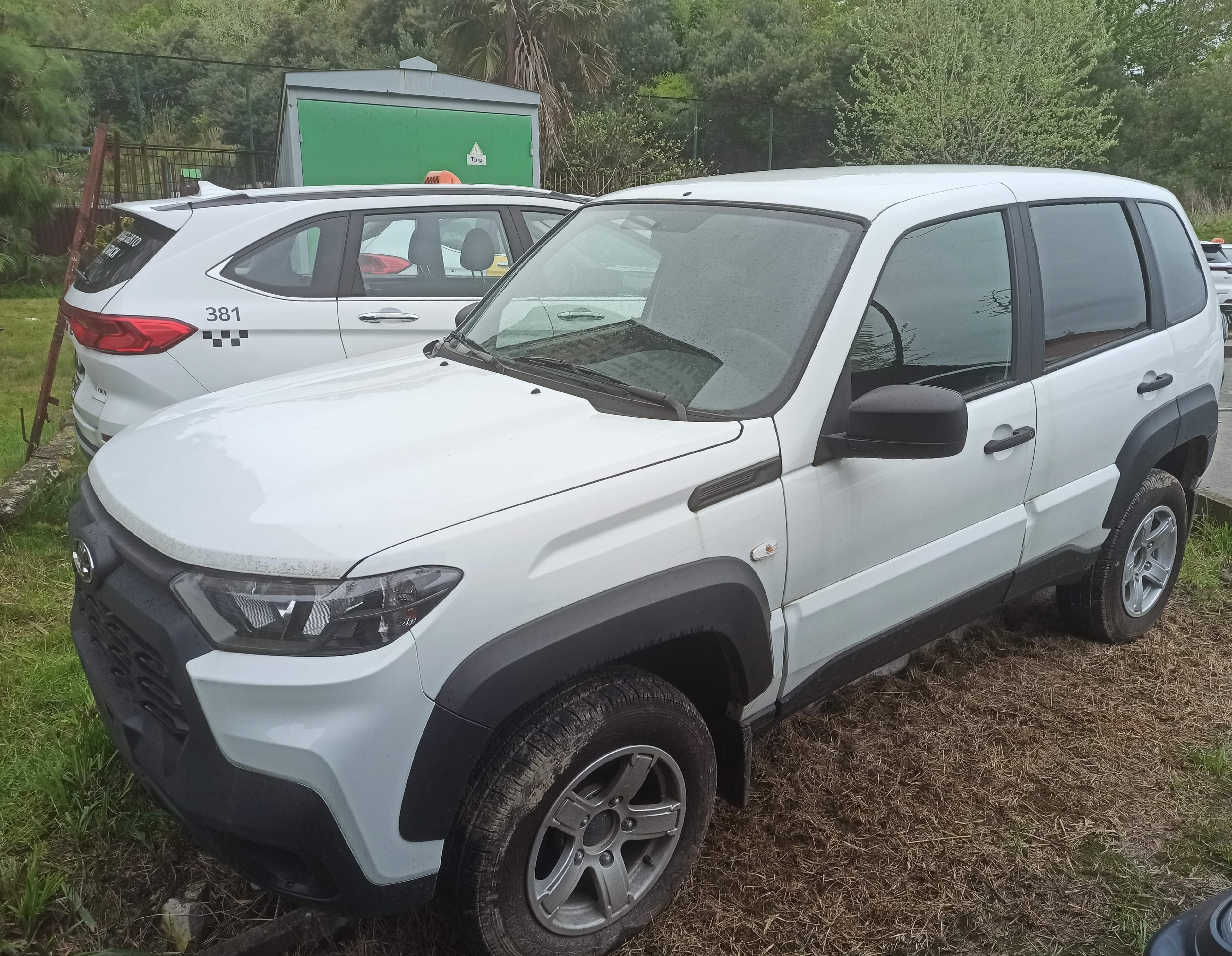 Lada Niva Travel - 1
