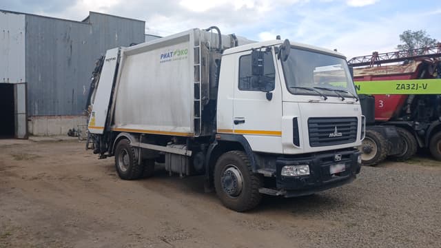 Риат E2* на шасси МАЗ 5340 4x2 Мусоровоз - 2