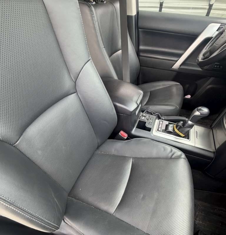 Toyota Land Cruiser Prado - 6