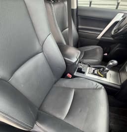Toyota Land Cruiser Prado - 6