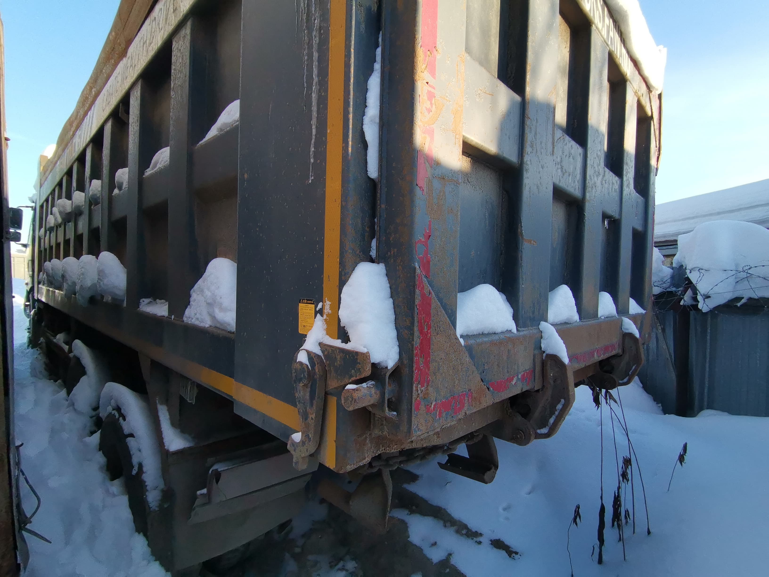 FAW CA 3310 8x4 Самосвал - 4