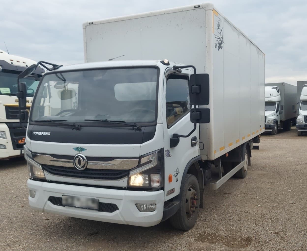 Меткомплекс Z811* на шасси Dongfeng Z55 Изотермический/рефрижератор - 1