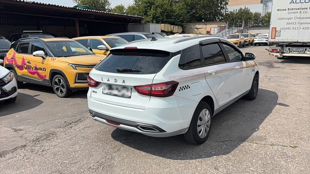 Lada Vesta SW - 3