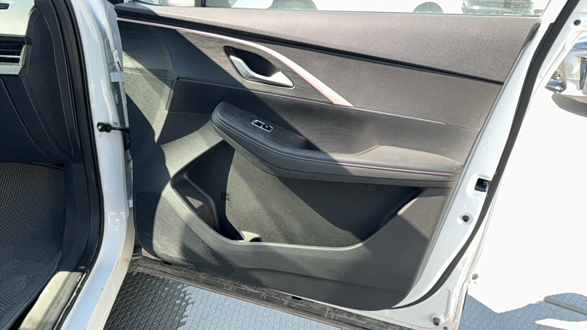 Omoda C5 - 7
