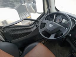FAW J6 8x4 Самосвал - 6