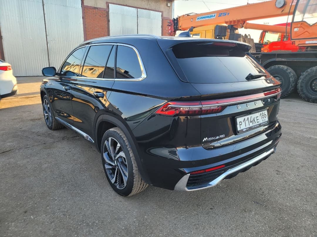 Geely Monjaro - 4