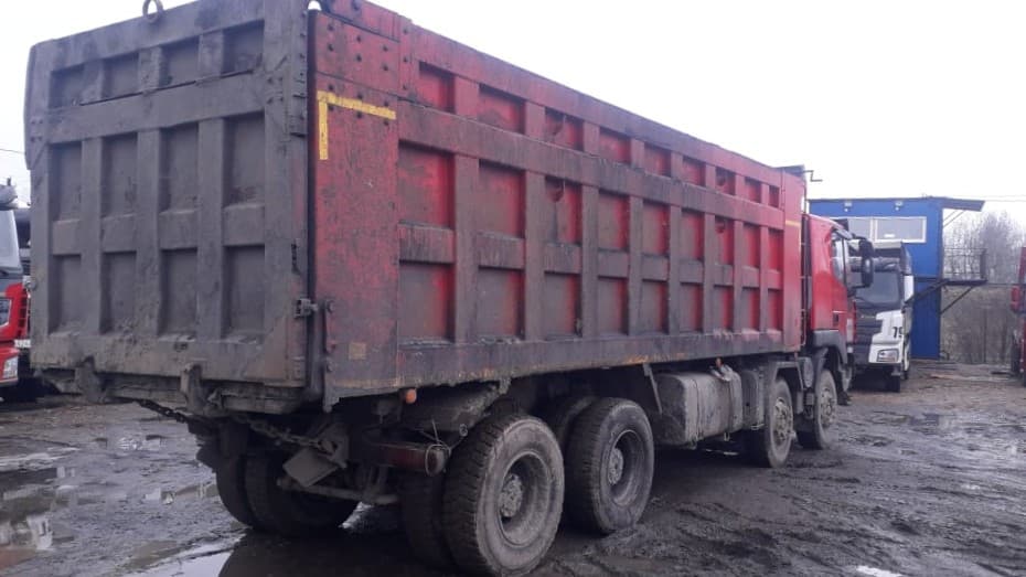 Hongyan 908 8x4 Самосвал - 3