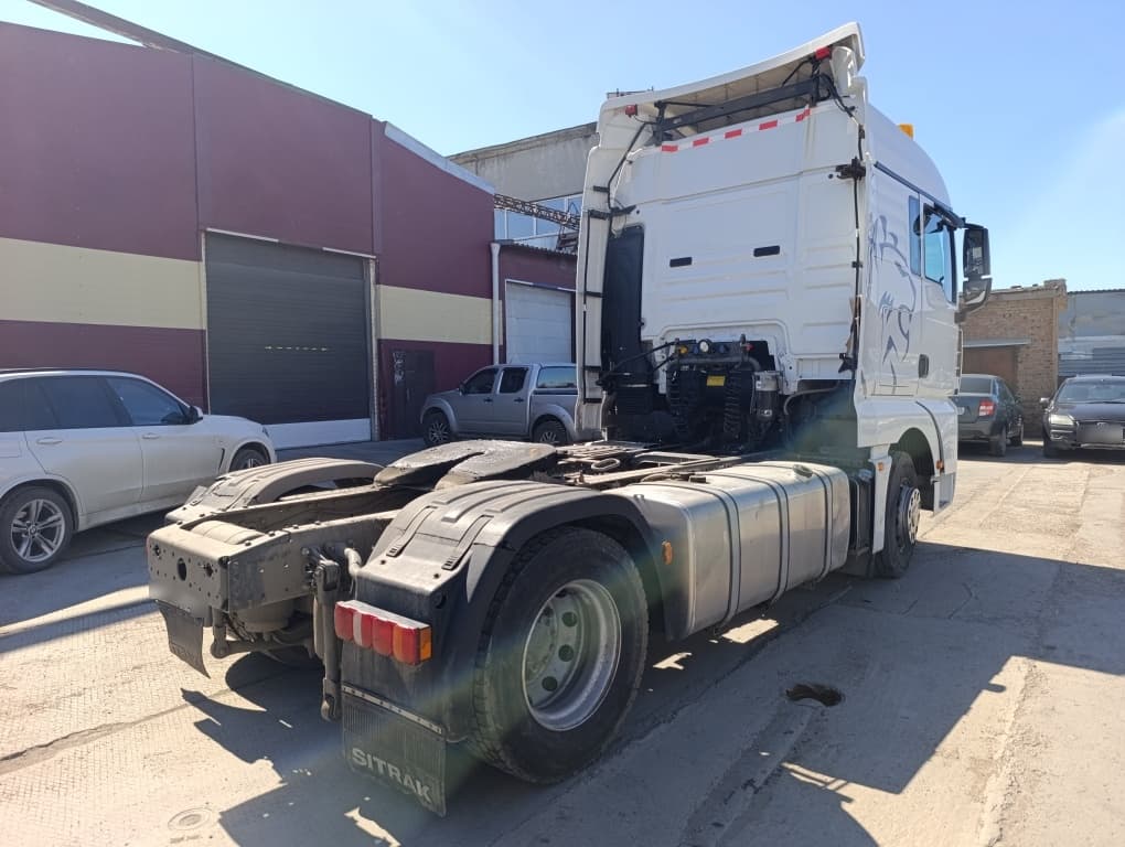 Sitrak C7H 4x2 Седельный тягач - 3