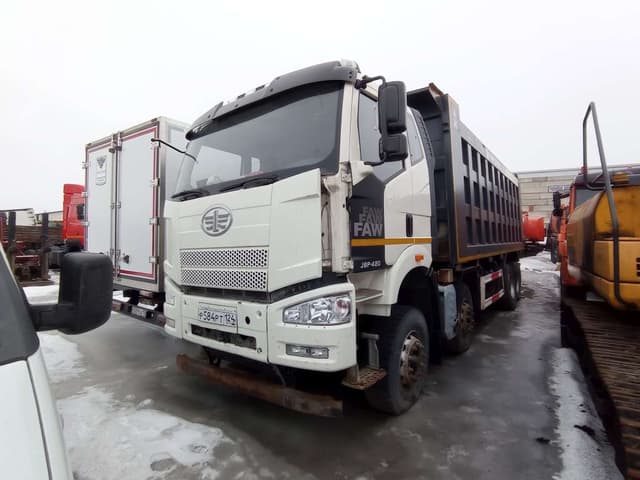 FAW CA 3310 8x4 Самосвал - 1