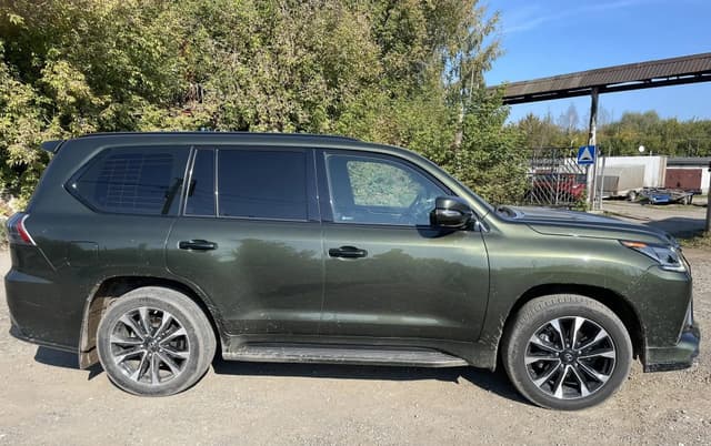 Lexus LX 570 - 3