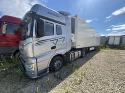FAW J7 4x2 Седельный тягач - 1
