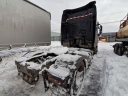 Dongfeng DFH 4x2 Седельный тягач - 3