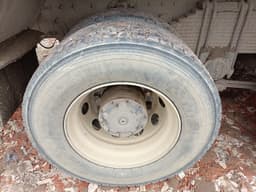 Hongyan 908 8x4 Самосвал - 9