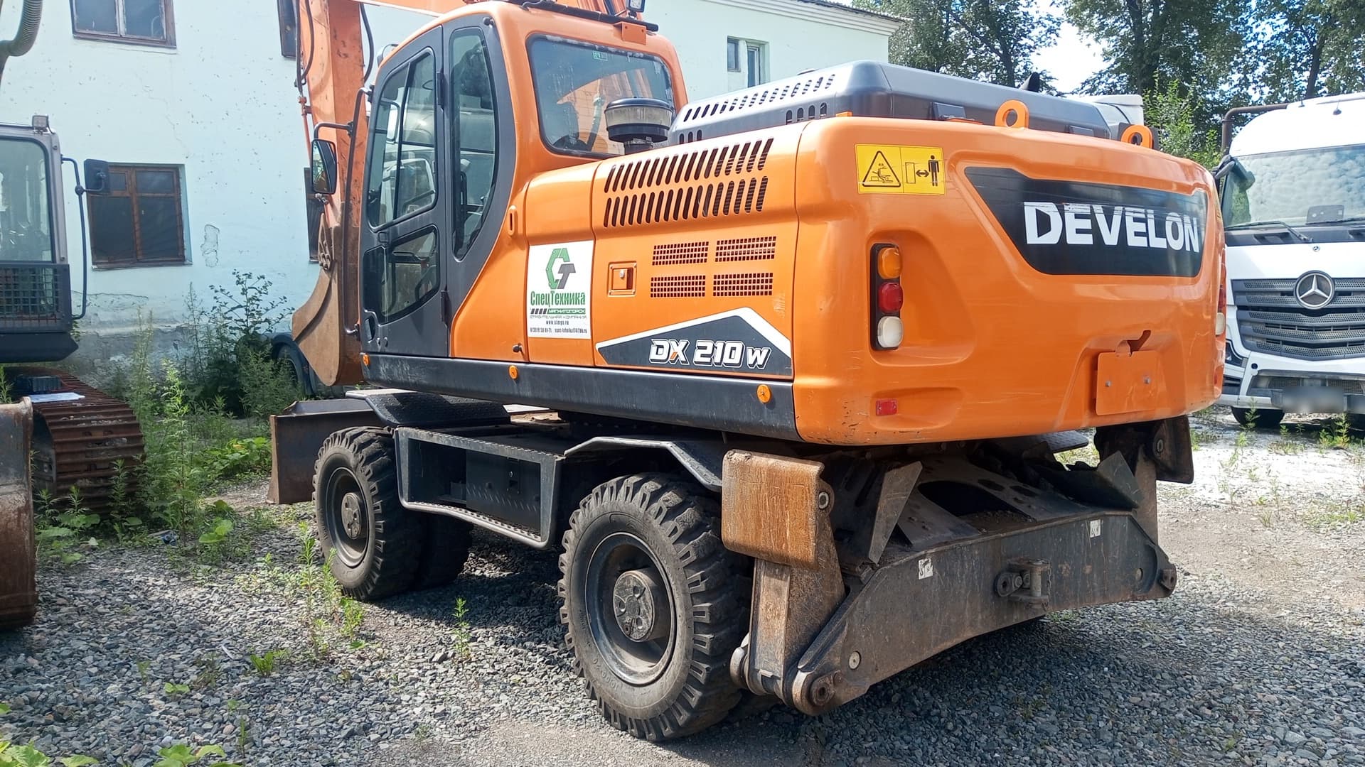 Develon DX210 Экскаватор колесный - 4