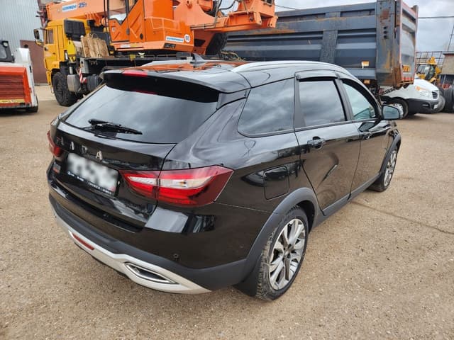 Lada Vesta SW Cross - 3