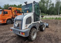 Bull SL100 Фронтальный погрузчик - 3