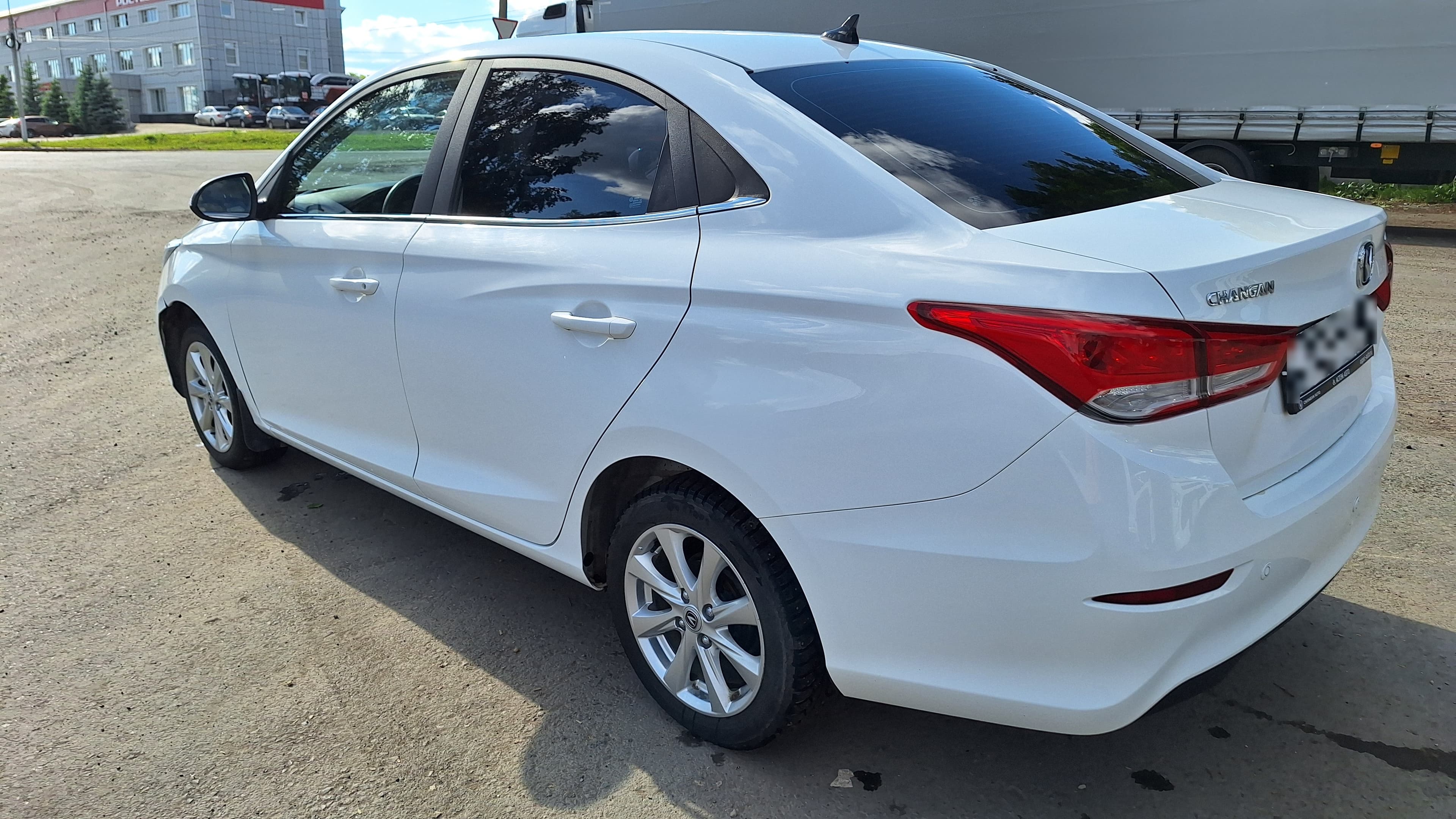 Changan Alsvin - 4