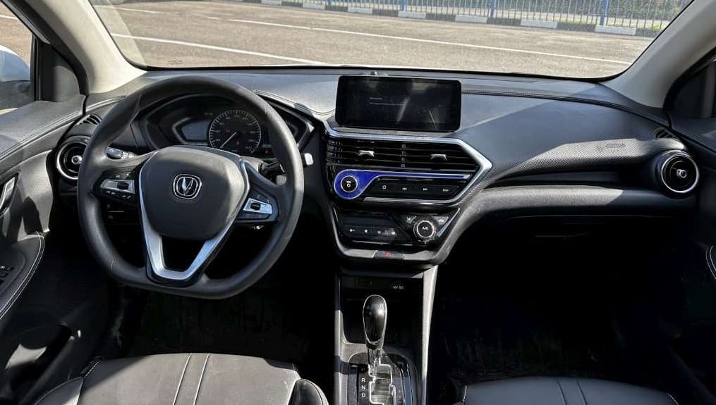 Changan Alsvin - 5