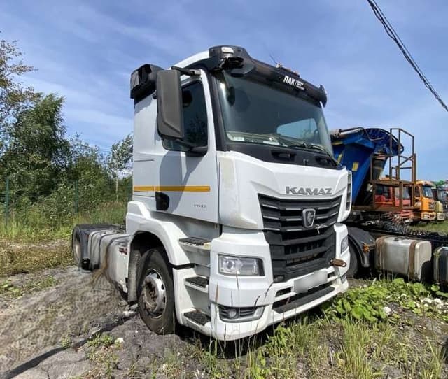Камаз 54901 4x2 Седельный тягач - 2